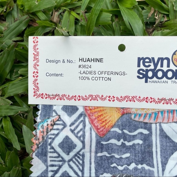 Vintage Reyn Spooner Huahine Hawaiian 2 Fabric Swatch Sample Craft Sewing - Picture 10 of 10